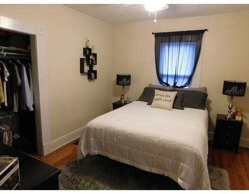 Building Photo - 42 Baldwin St