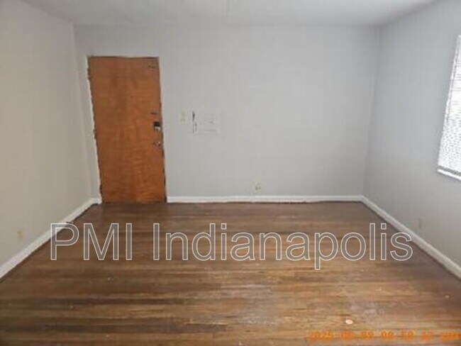 Building Photo - 8 N Butler Ave