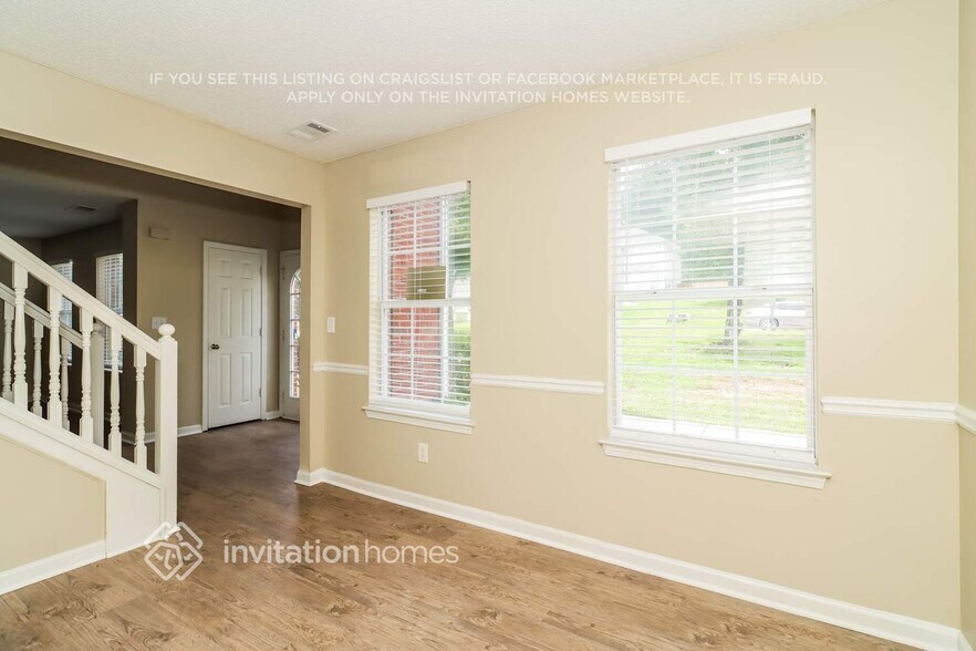 Building Photo - 6058 Pavestone Dr SW