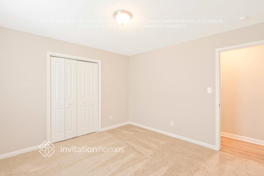 Building Photo - 5027 Vonn Pl