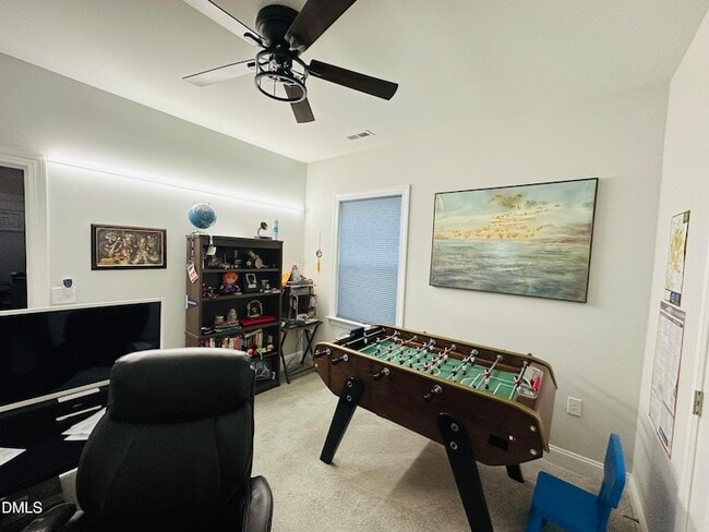 Building Photo - 393 Natsam Wds Wy