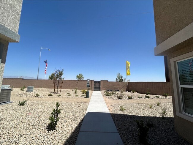 Building Photo - 9916 Tangerine Hls St