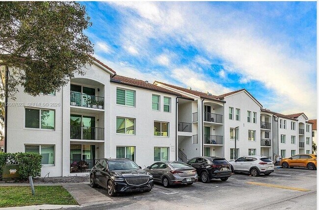 Building Photo - 120 Villa Cir