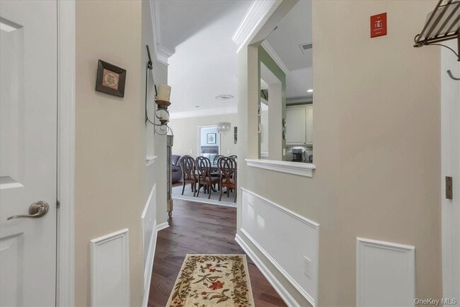 Building Photo - 2814 Bennington Dr