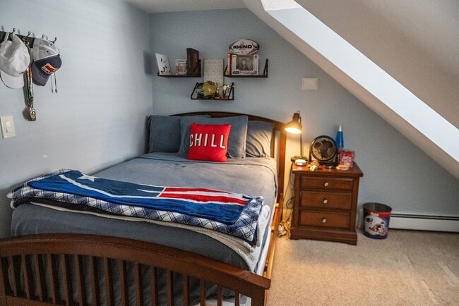 Building Photo - 104 Union St