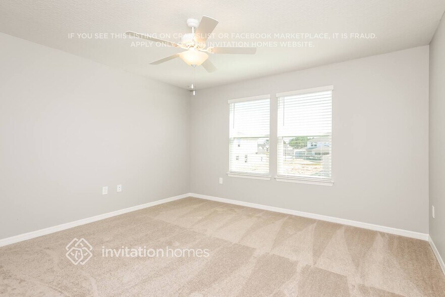 Building Photo - 233 Woodsage Pl