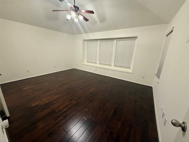 Building Photo - 27219 Camden Glen Ln