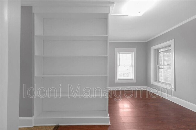 Building Photo - 70 Merchants Ave