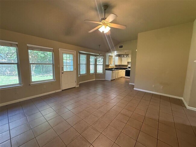 Building Photo - 2107 Yaupon Trail