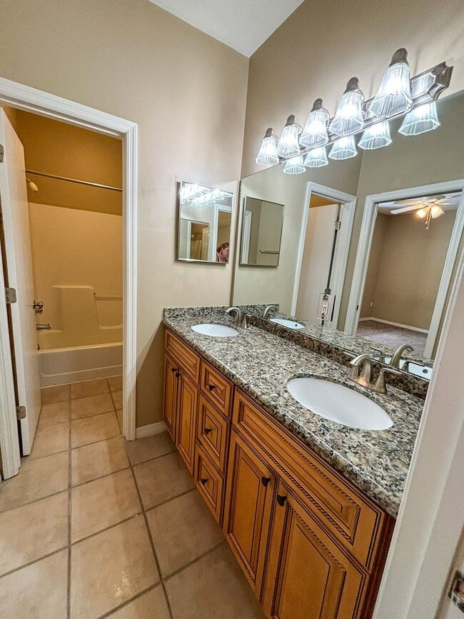 Building Photo - The Gables #29 - Pet Friendly!