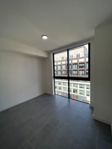 Building Photo - 108 NW 27th St