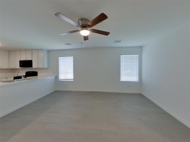 Building Photo - 806 Ginkgo Wy