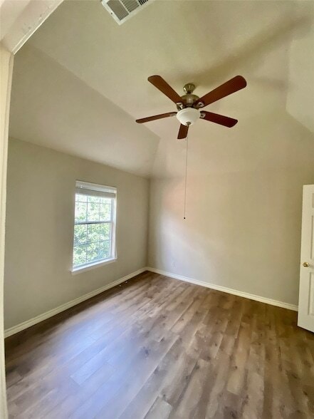 Building Photo - 8004 Case Dr