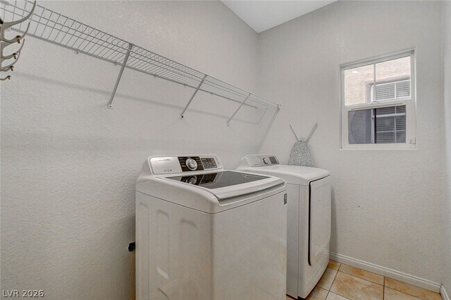 Building Photo - 66 Archer Glen Ave