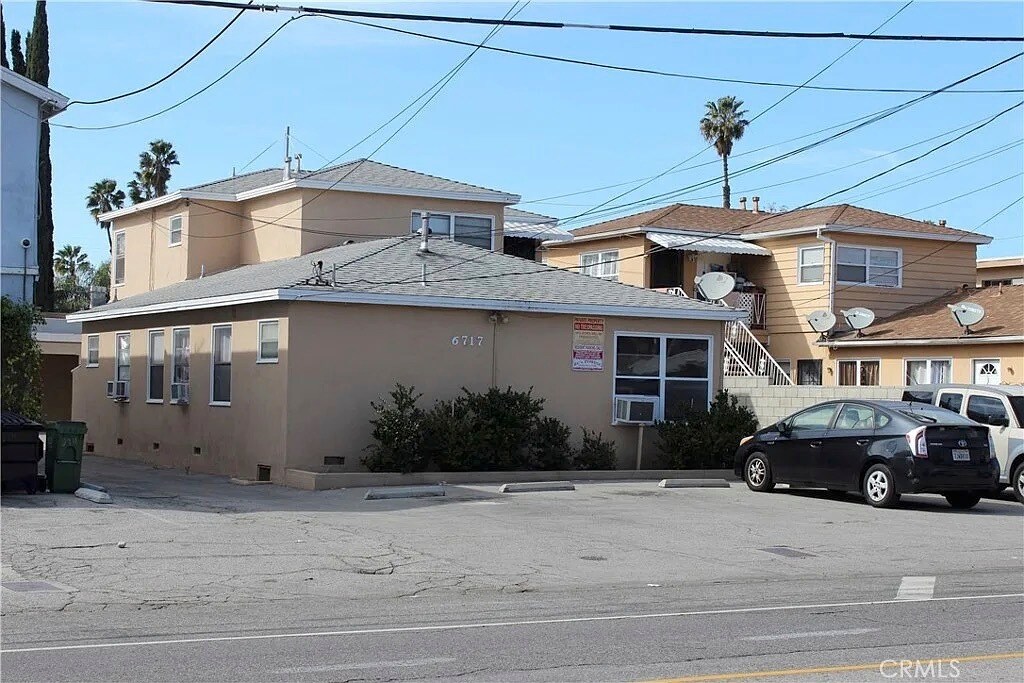 Building Photo - 6717 Fulton Ave