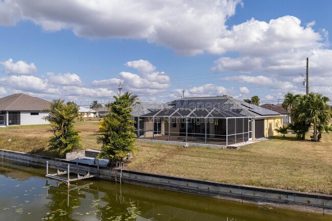 Building Photo - 304 NW 12th Ln