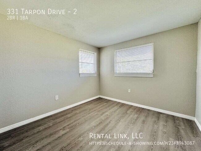 Building Photo - 331 Tarpon Dr