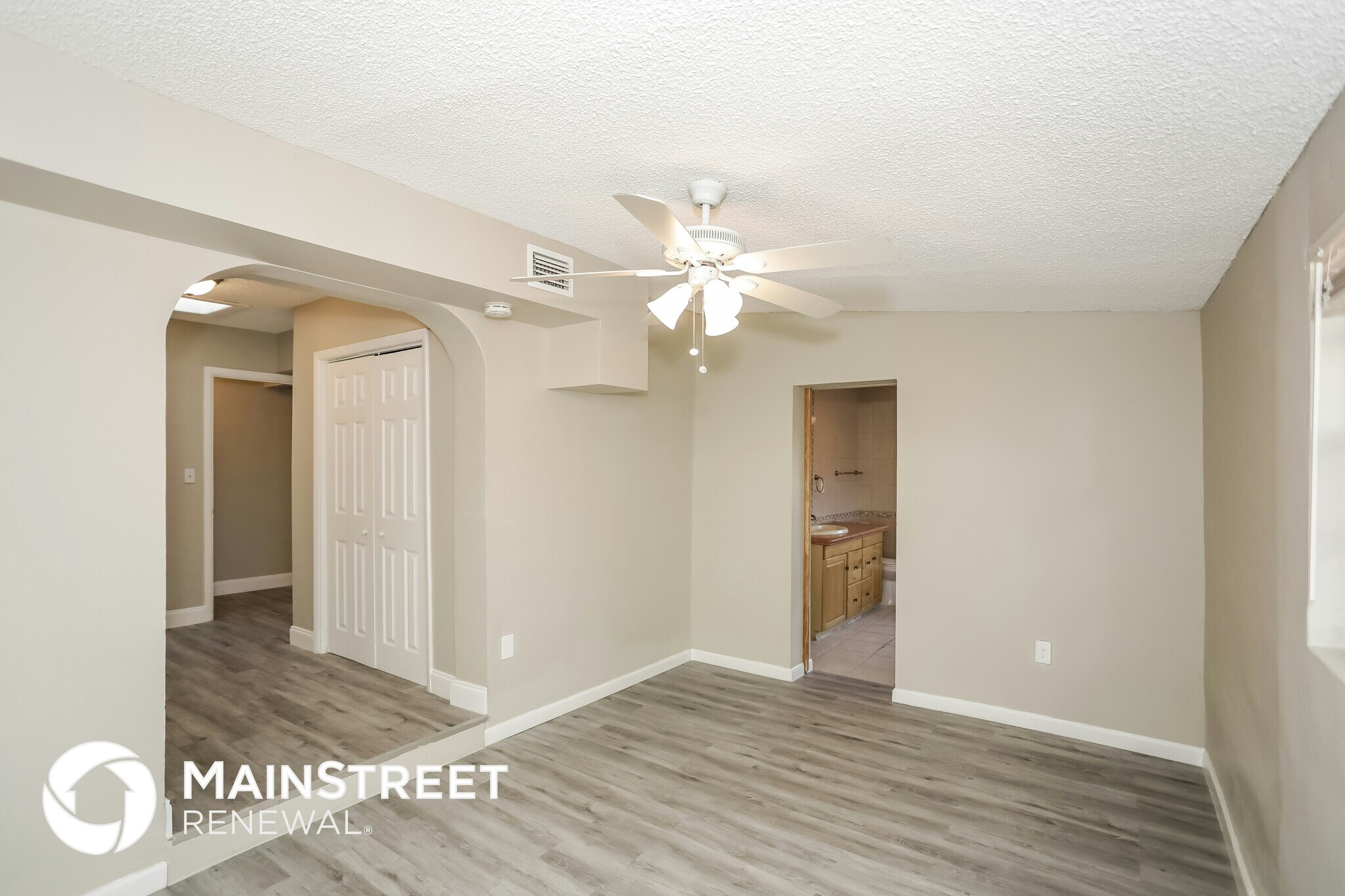 Building Photo - 5835 SW 117th Ave