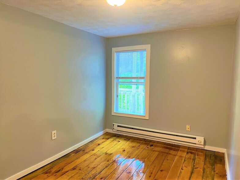 Building Photo - 1-7 Old Mendon Street