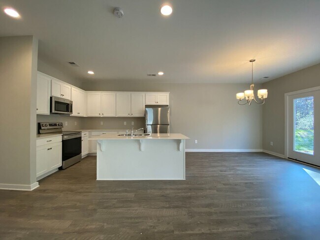 Building Photo - Home for Rent in Pinson, AL!!!! Available to View!