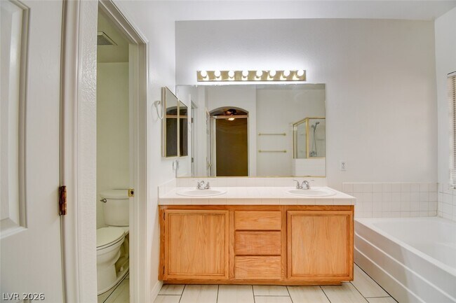 Building Photo - 1782 Tanner Cir