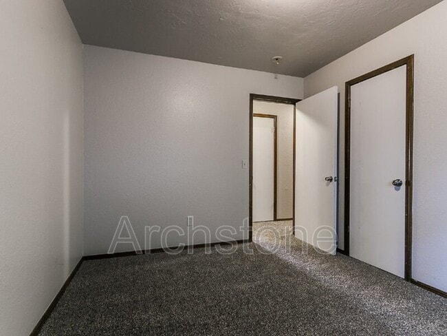 Building Photo - 5216 Coble St