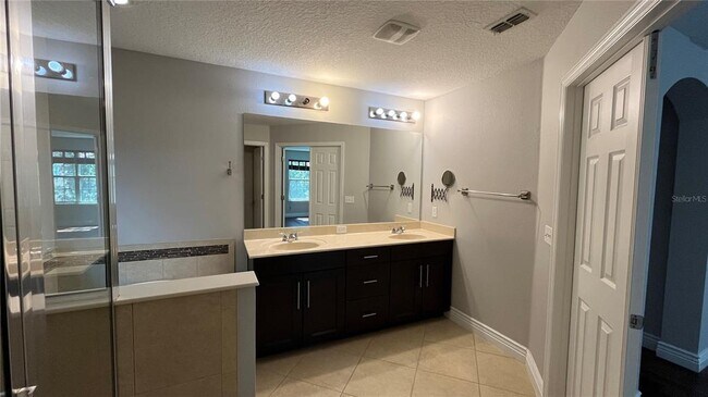 Building Photo - 6031 Roseate Spoonbill Dr