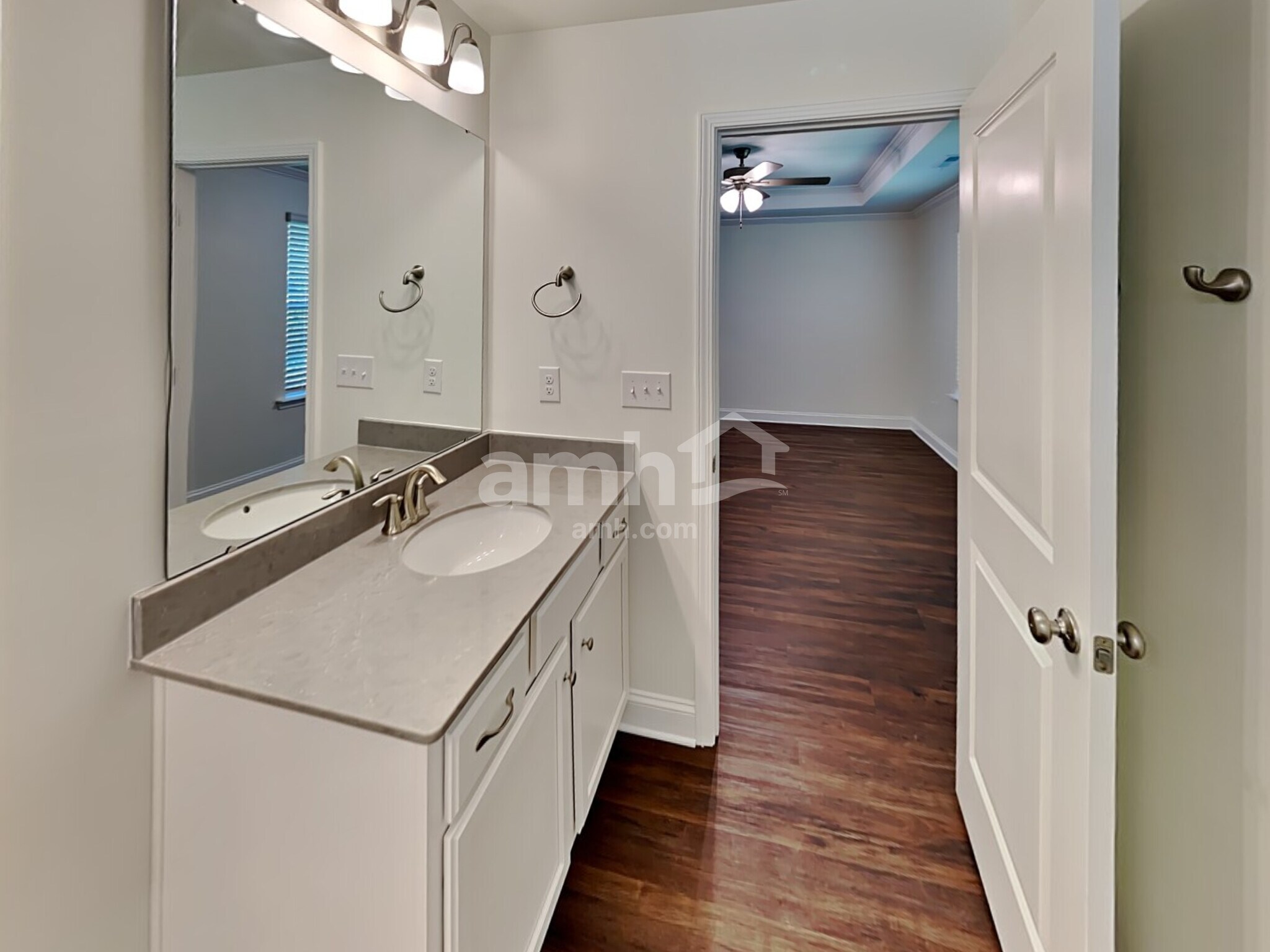 Building Photo - 1322 Bethany Dallas Dr