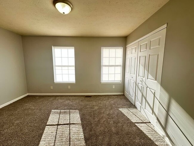 Building Photo - 537 Toner St