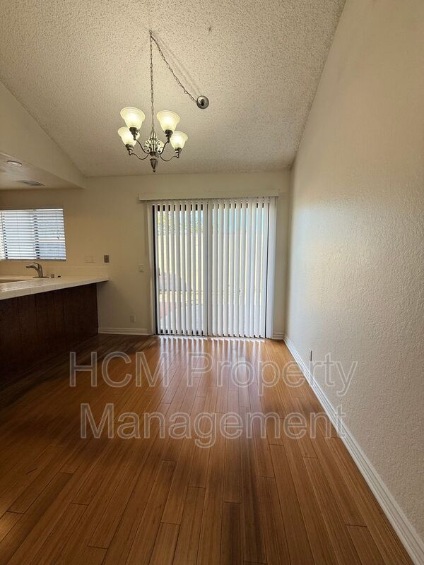 Building Photo - 203 N Magnolia Ave