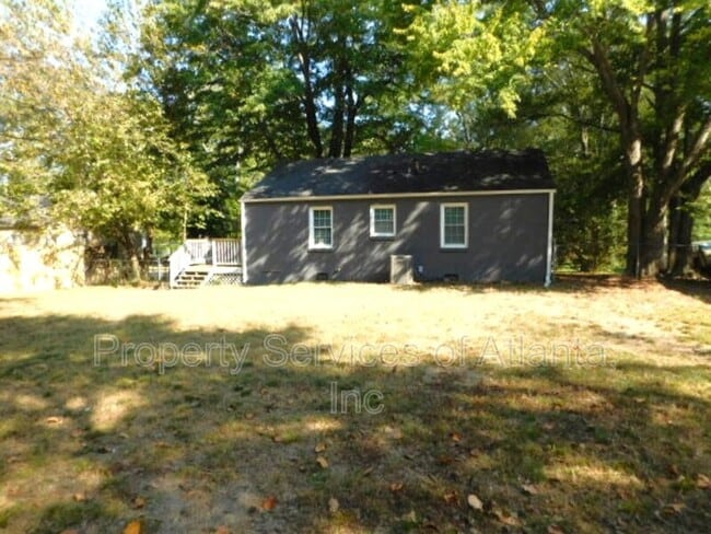 Building Photo - 482 Hyde Dr NE