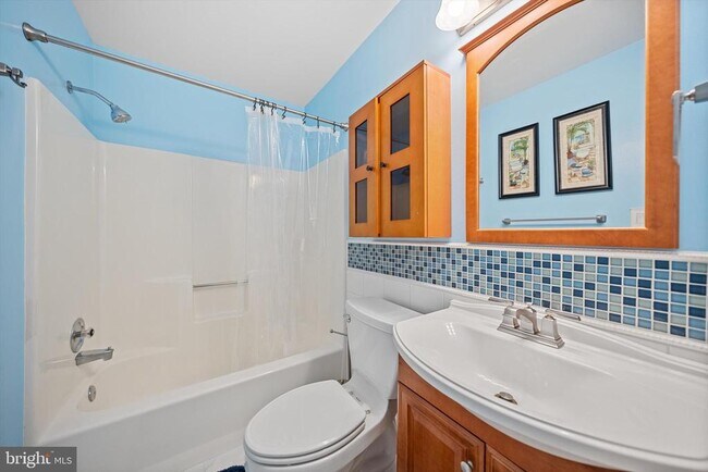 Building Photo - 3895 Steppes Ct