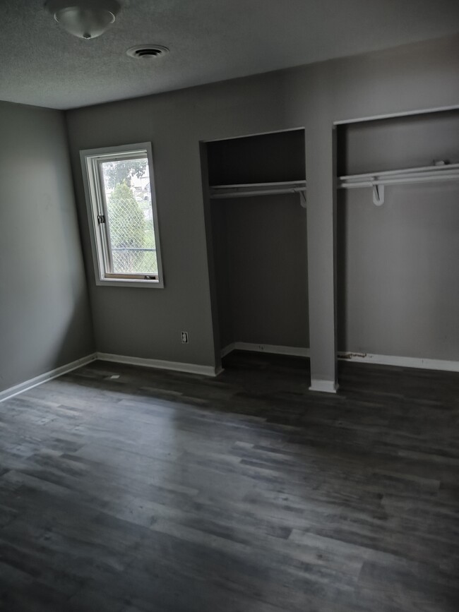 Building Photo - 3000 Woodland Ave