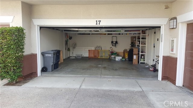 Building Photo - 17 Santa Barbara Ct