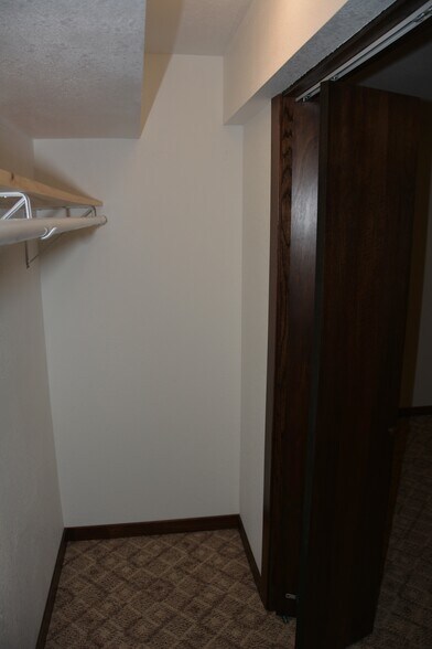 Building Photo - 325 Cordy Lane