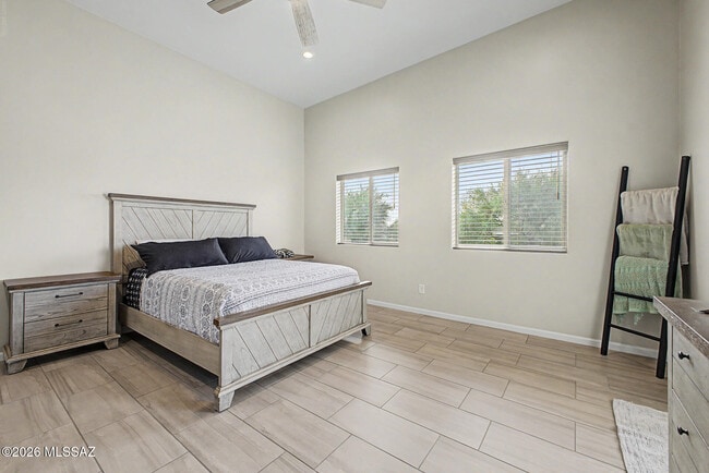 Building Photo - 208 S Montgomery Pl