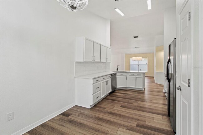 Building Photo - 10140 Somersby Dr