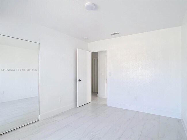 Building Photo - 4487 Pocatella Ave