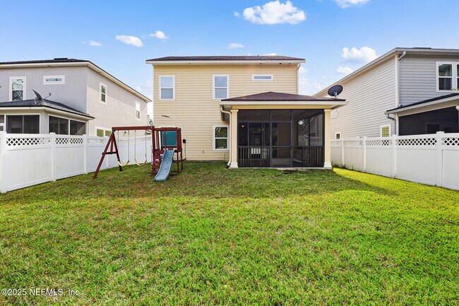 Building Photo - 92 Fernbrook Dr