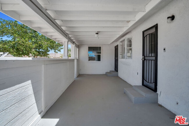 Building Photo - 15376 Washoan Rd