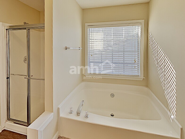 Building Photo - 401 Citronelle Dr