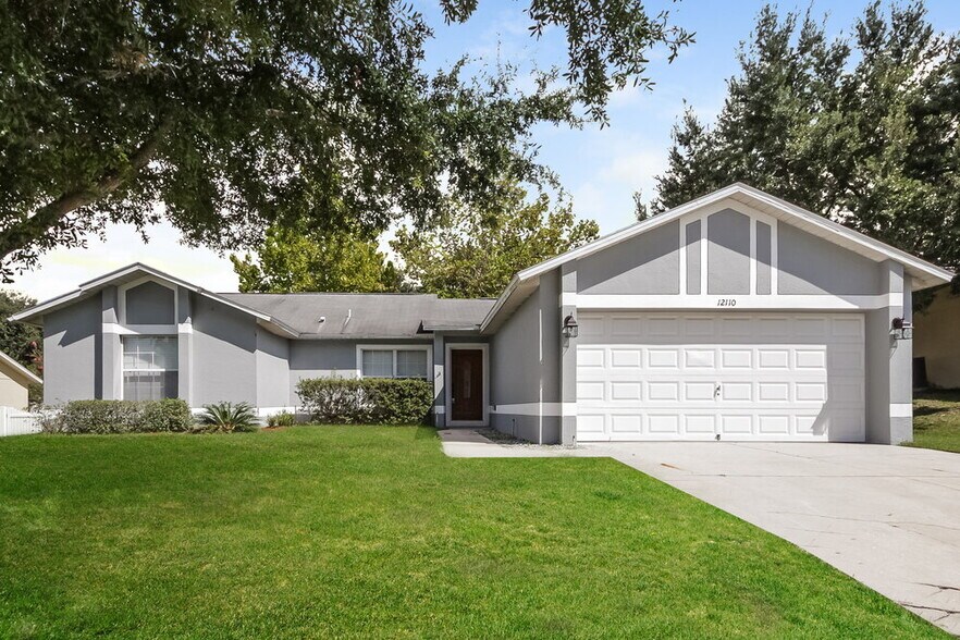 Primary Photo - 12110 Woodglen Cir