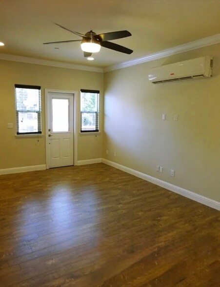 Building Photo - 400 Sequoia St