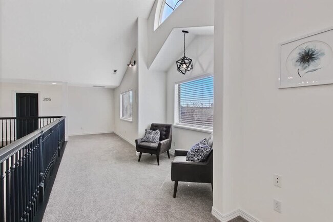 Building Photo - 4611 S Merrivale Pl