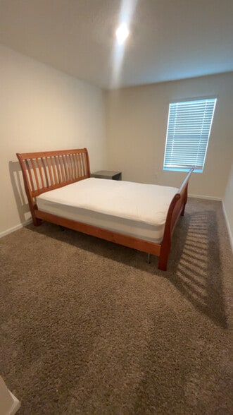 Building Photo - 2054 Nottoway Woods Ln