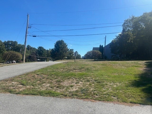 Building Photo - 39 Lantern Ln