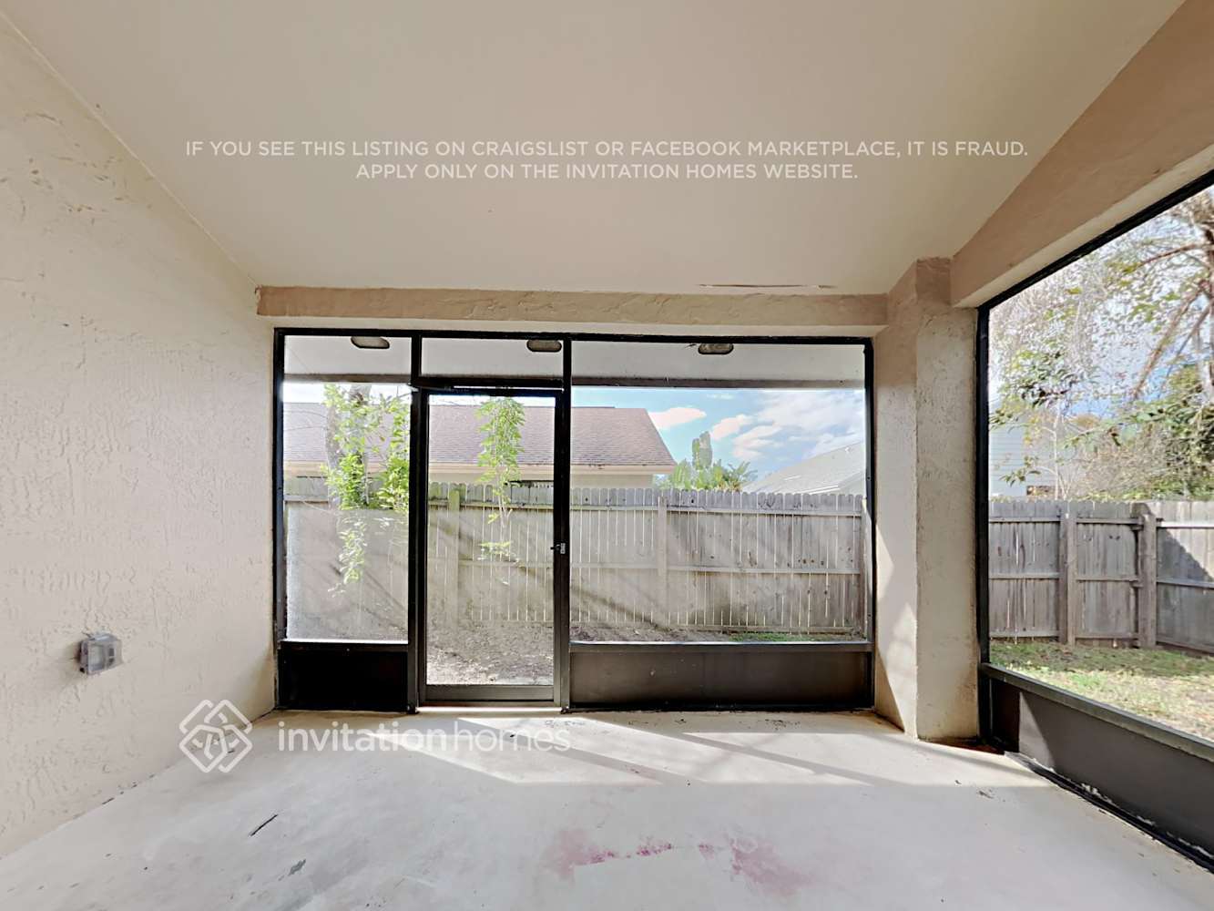 Building Photo - 3424 S St Lucie Dr