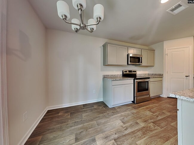 Building Photo - 308 Crooked Pne Ct