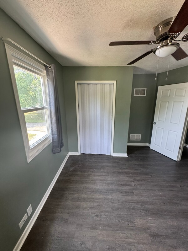 Building Photo - 1 Pequot St