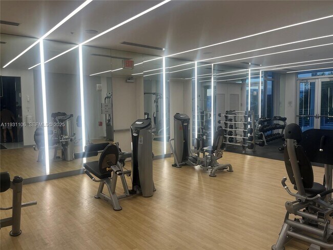 Building Photo - 6415 NW 102nd Path